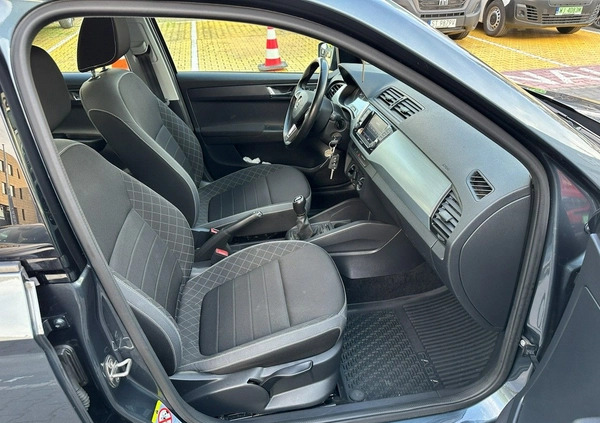 Skoda Fabia cena 47900 przebieg: 89082, rok produkcji 2020 z Witnica małe 407